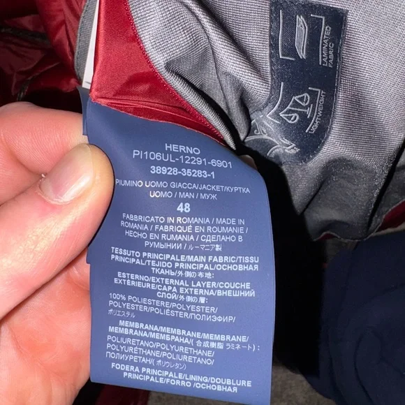 Herno Red Puffer Jacket - Picture 5 of 5